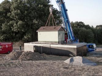 UŽDENGIMO PLOKŠČIŲ MONTAVIMAS